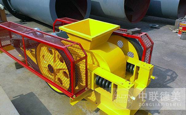 對輥破碎機(jī)