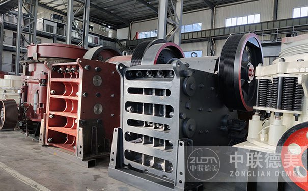 移動(dòng)制砂機(jī)