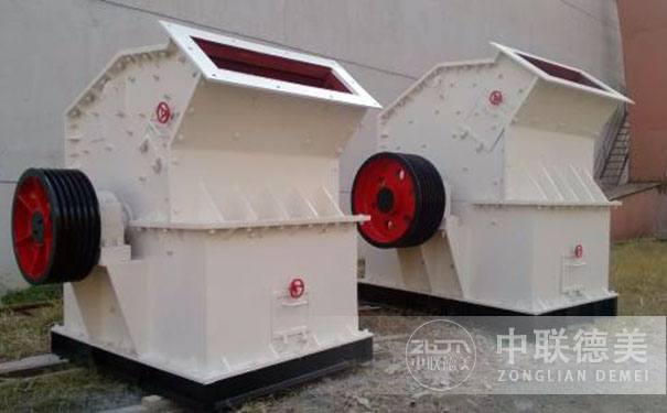 珍珠巖制砂機(jī)