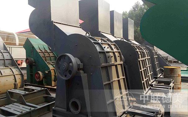 板錘制砂機(jī)