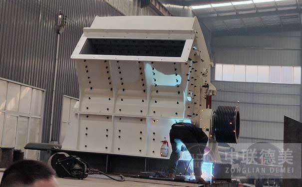 輝綠巖制砂機(jī)廠家哪個(gè)好？